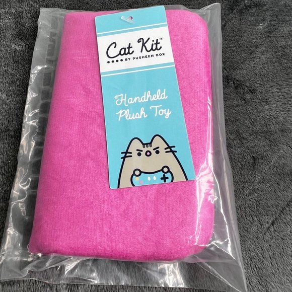 Pusheen Cat Plush Toy Handheld Video Game for Kitties Pink Soft Box Exclusive NW - Picture 2 of 6